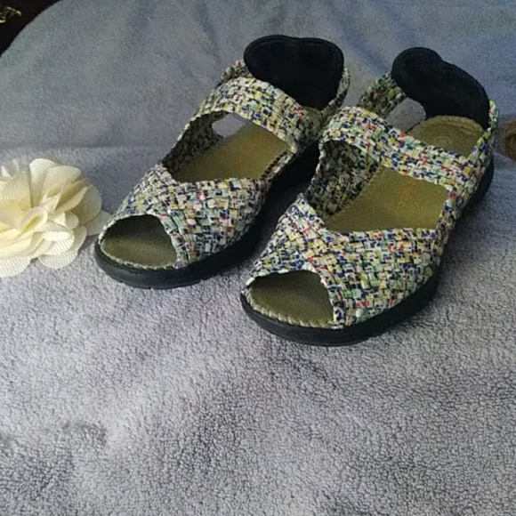 bernie mev. Shoes - Multi light weight sandals